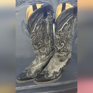 Corral boots